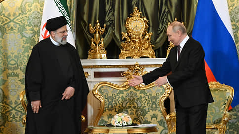 Путин обсудил ситуацию на Ближнем Востоке с президентом Ирана Раиси