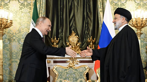 В Кремле рассказали о контактах с Ираном и Израилем