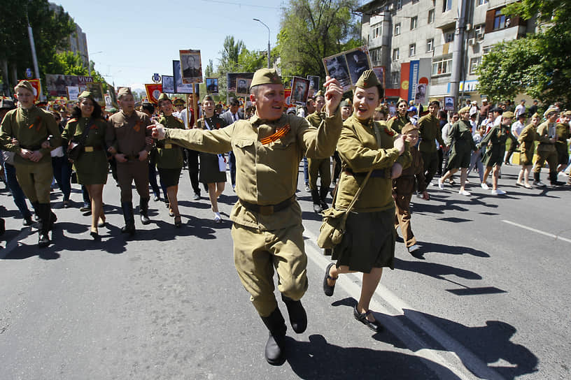 Шествие «Бессмертного полка» в Бишкеке в 2019 году