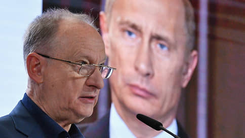 Путин назначил Патрушева помощником президента