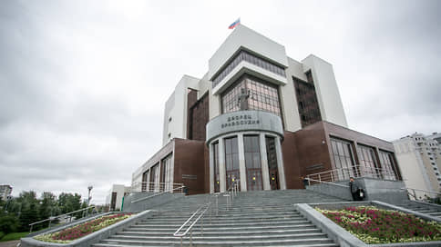 Свердловский областной суд отменил депортацию семьи в Казахстан