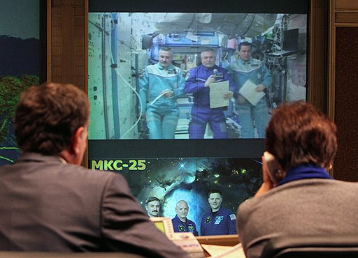 Российские космонавты Александр Калери, Федор Юрчихин и Олег Скрипочка приняли участие в переписи на борту орбитальной станции