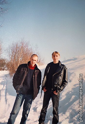 Есть единственная фотография &quot;террористов&quot; — Дима и Влад 10 лет назад. Сравните с фотороботами, которые распространяли после взрыва
