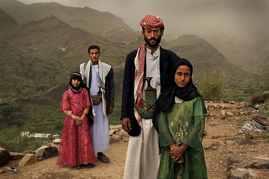 Стефани Синклэр. Тахани и Гхада, выданные замуж в детском возрасте. Йемен