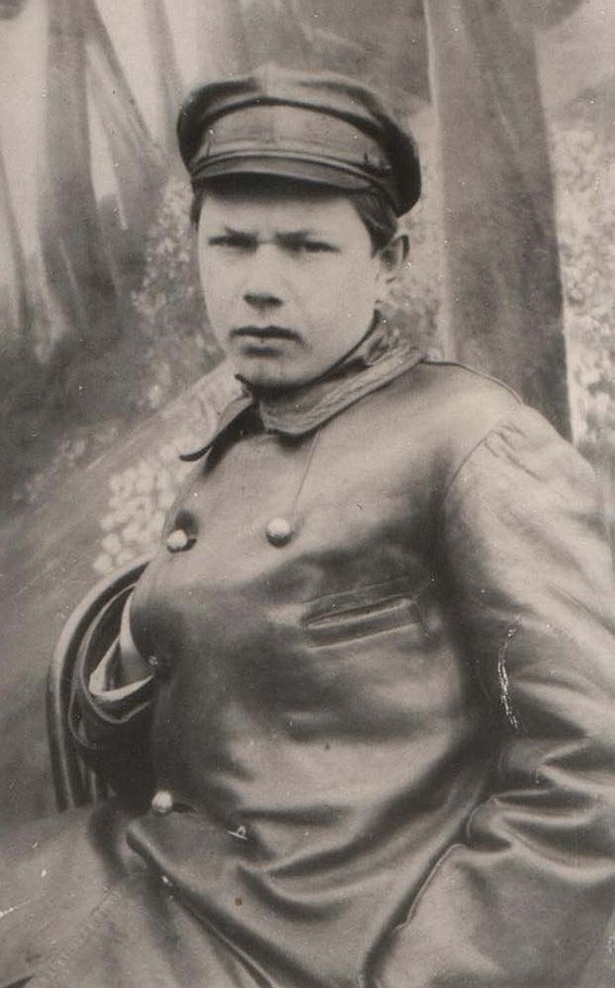 Молодой чекист Иван Бусько, смертельно ранивший легендарного бандита