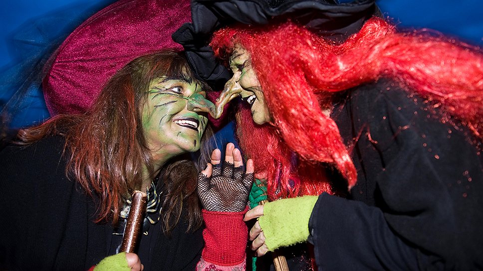 В Вальпургиеву ночь европейцы весело заигрывают с пережитками мрачного Средневековья 
