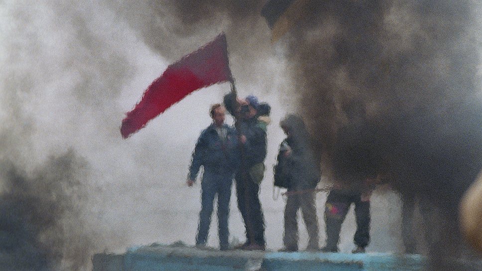 Оборона Белого дома: баррикады на Смоленской площади 
