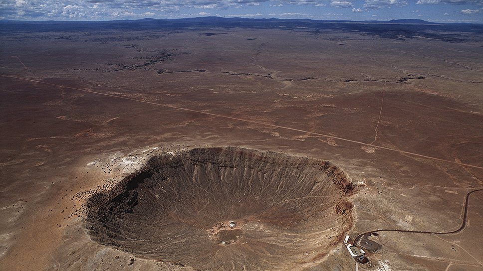Кратер от метеорита убившего динозавров. Метеорит Чиксулуб. Чиксулуб в Мексике. Ударный кратер Чиксулуб. Мексиканский кратер Чиксулуб.