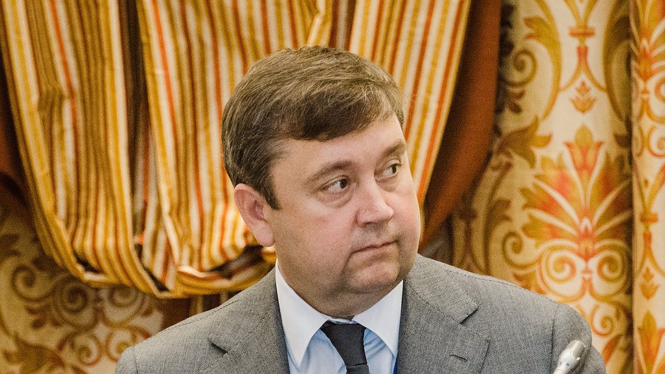 Губернатор Тверской области Андрей Шевелев, покусившись на свиней, вызвал бурю народного гнева