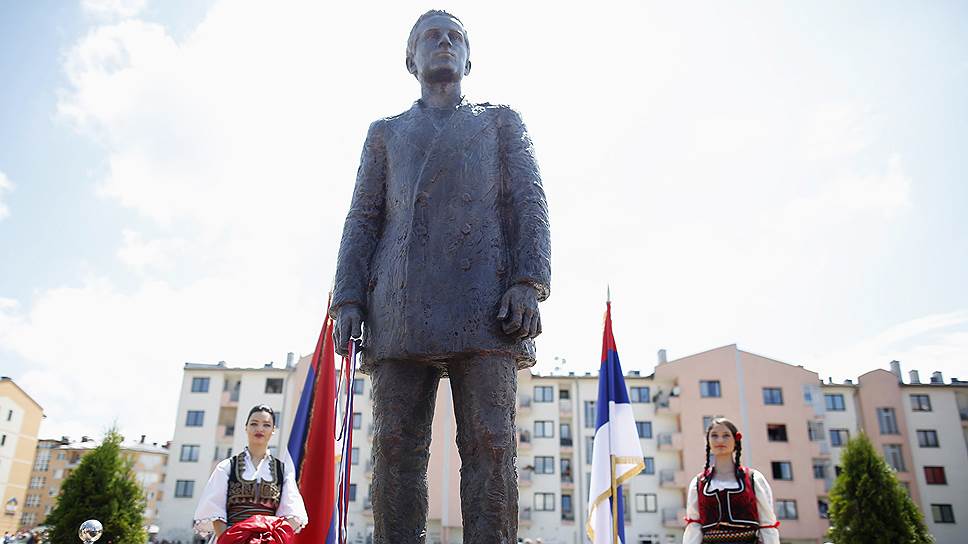 Памятник Гавриле Принципу как борцу за свободу, носителю национальных и анти-империалистических идей