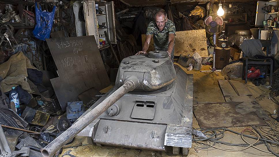 &quot;Вес большого танка — около 200 килограммов&quot;  
