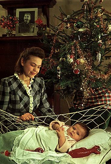 Первый Новый год малыша. 1951 
