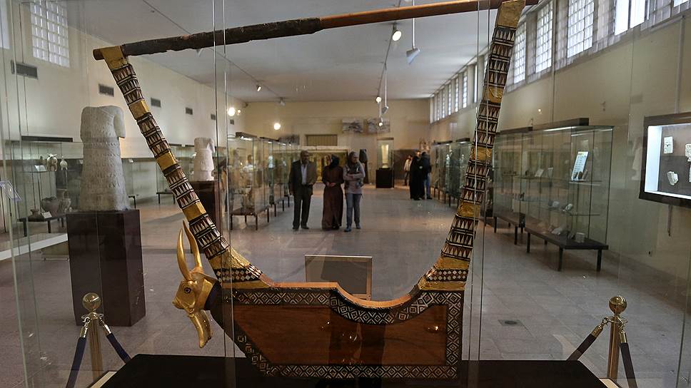 Национальный музей Ирака в Багдаде тоже пострадал от войны: в 2003-м после штурма Багдада войсками США он пережил налет мародеров, и местных, и иностранных