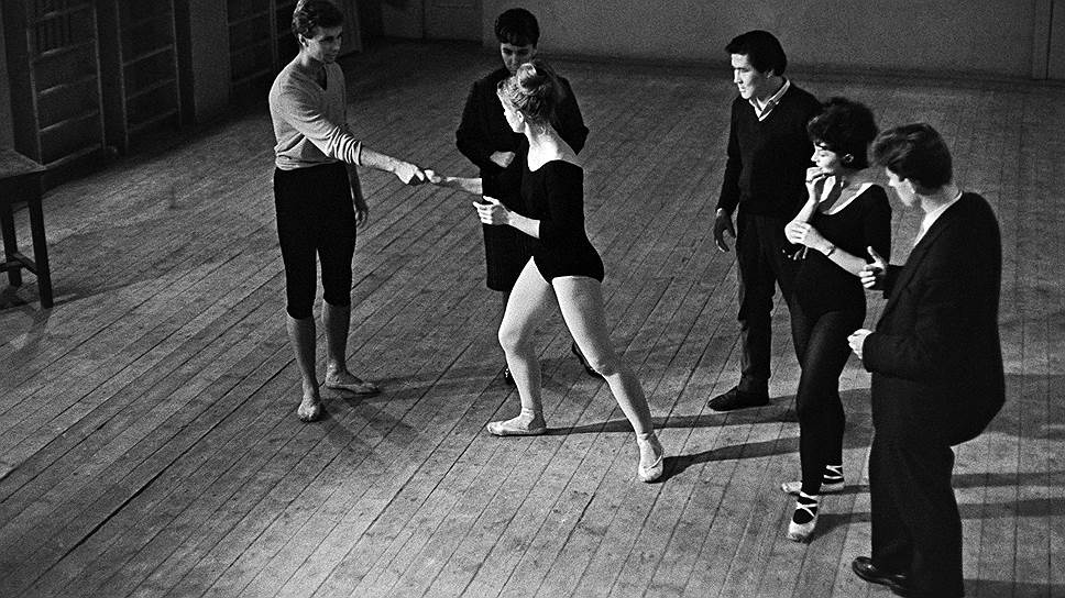 Урок хореографической драматургии в Государственном институте театрального искусства. 1964 год 
