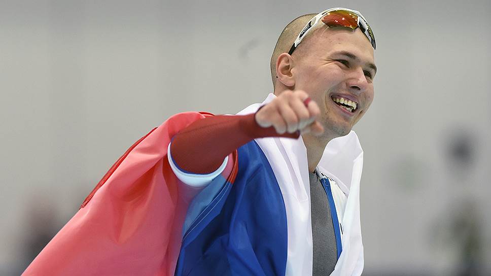 Конькобежец Павел Кулижников