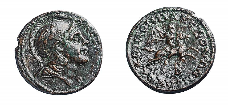Выставка в ГМИИ заставила заговорить монеты самых разных эпох: от античных драхм с изображениями богов --покровителей полисов и римских сестерциев с профилями императоров до монет с легко узнаваемыми портретами Петра I и Наполеона 
