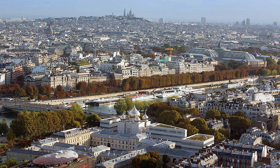 Русские купола дополнили панораму Парижа 