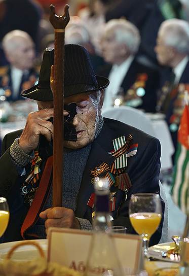 Встреча ветеранов -- это всегда праздник со слезами на глазах  