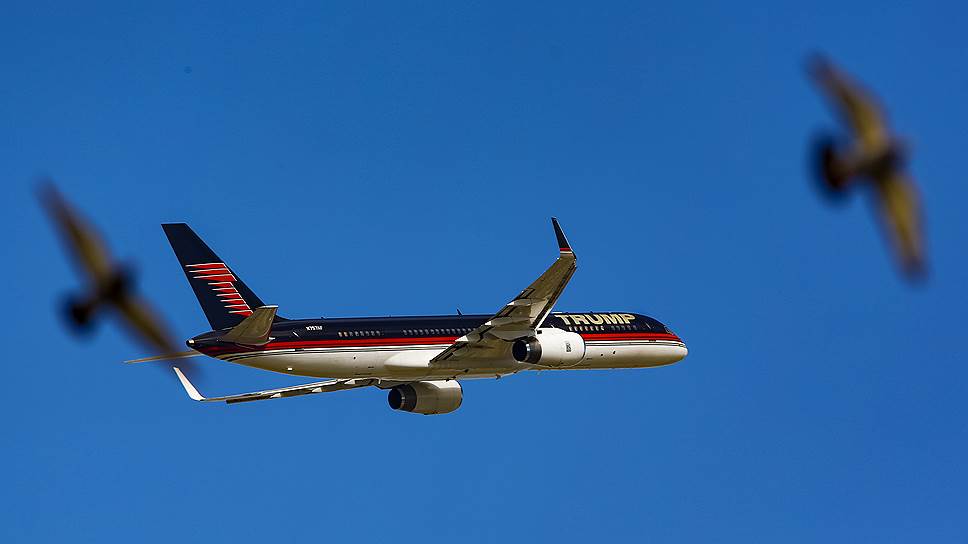 Boeing-757-2J4ER, на котором летает Трамп с 2011 года, переоборудован в воздушное судно для перевозки 43 пассажиров вместо 240 по штату  
