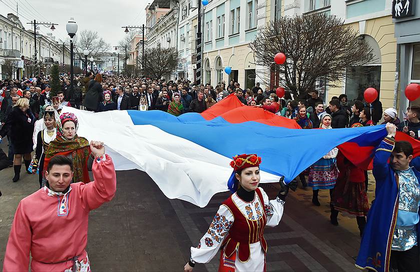 «Крым выбрал будущее» -- под этим лозунгом на полуострове отметили годовщину референдума 
