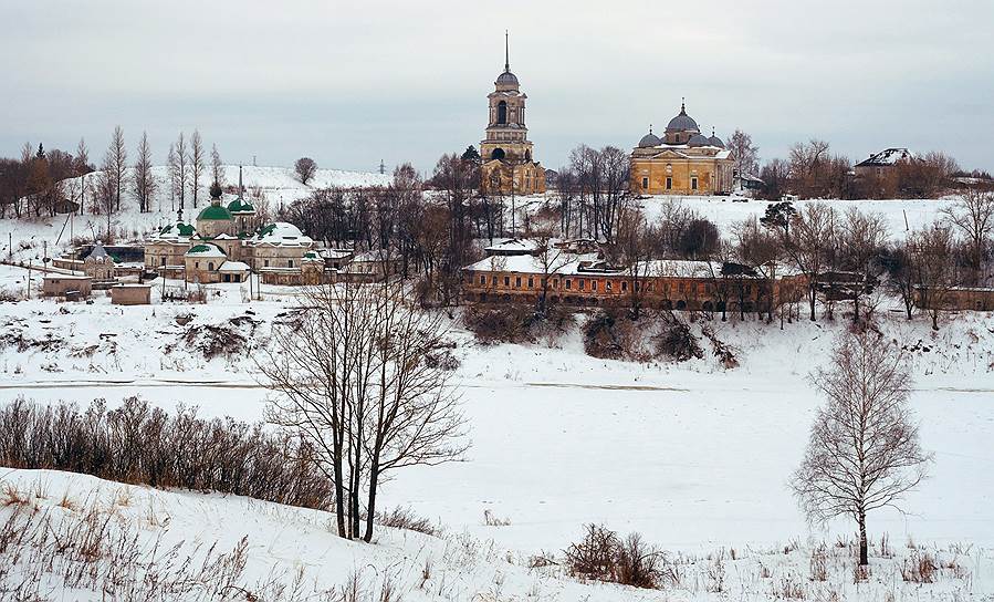 Маленький городок был одной из опричных резиденций Ивана Грозного 