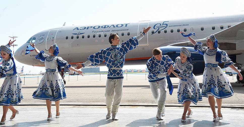 Академический театр «Гжель» уже 30 лет рассказывает о русских традициях языком танца