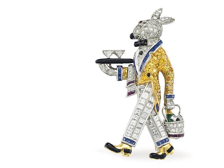 Брошь в виде кролика, украшенная бриллиантами и рубинами, из коллекции украшений супругов Рокфеллер будет выставлена на торги домом Christie’s 12 июня. Стартовая цена — 35 тысяч долларов