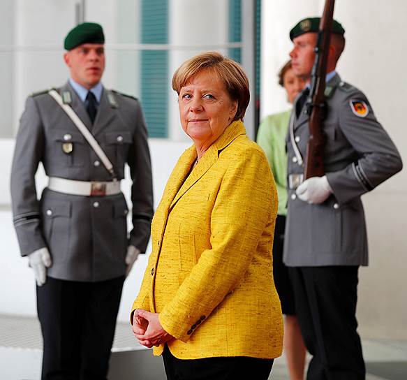 Канцлер Германии Ангела Меркель оказалась на передовой нынешнего противостояния Европы и США
