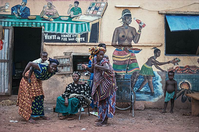 «Сельмаг. Мали» — фотография из серии «Африканские истории». Сурен Арутюнян (США)