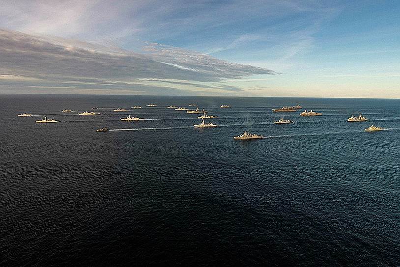 Военно-морской дебют НАТО в арктических водах
