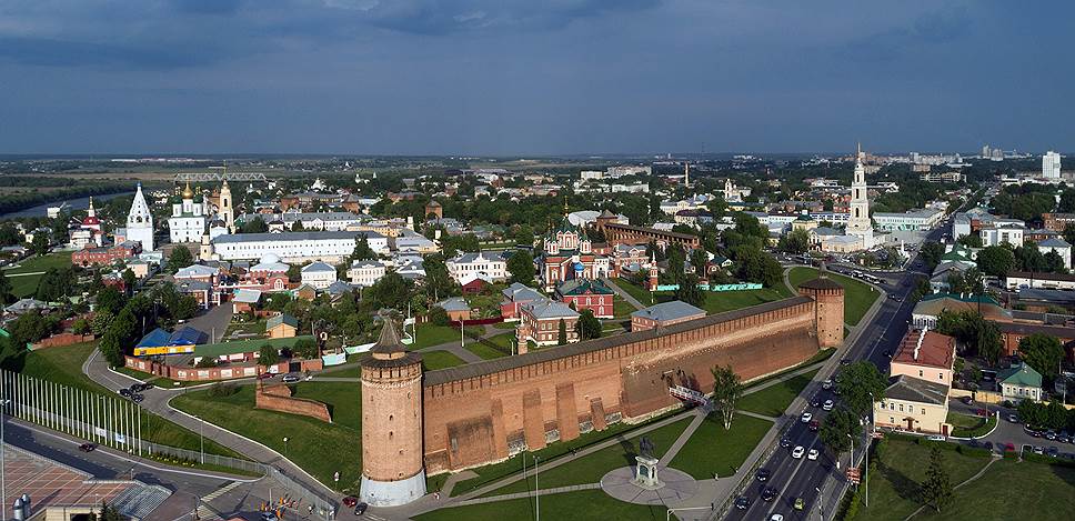 От Коломенского кремля осталось не много: семь башен и пара фрагментов стены. На остатках укреплений уже 17 лет работает военно-исторический и спортивно-культурный комплекс «Коломенский кремль»