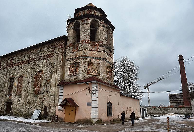 Так выглядит церковь Богоматери Одигитрии на подворье Псково-Печерского монастыря
