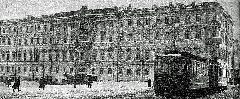 Здание исполкома Коминтерна на Моховой улице в Москве