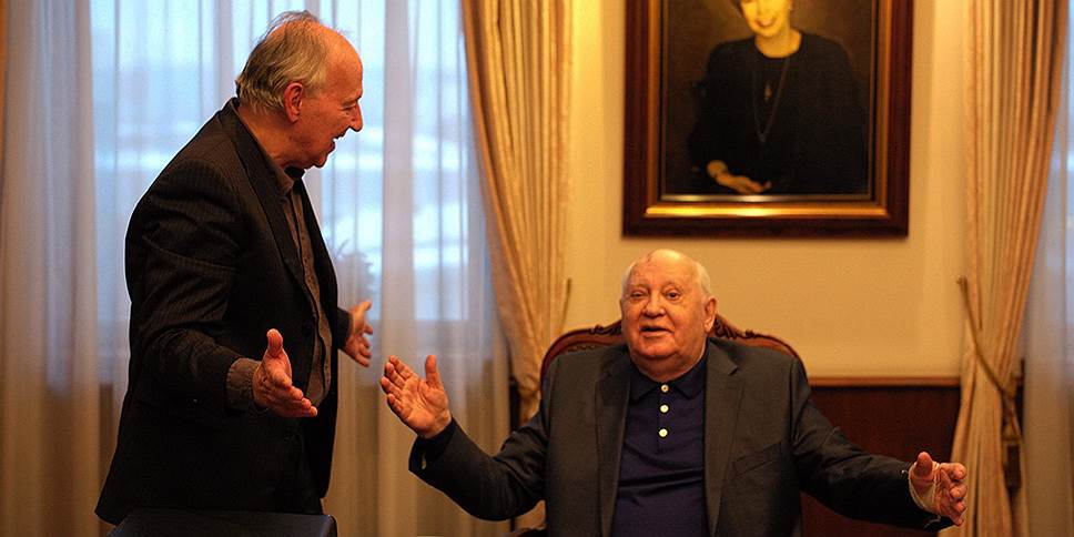 Кадр из фильма «Встреча с Горбачевым», режиссеры Вернер Херцог и Андре Сингер