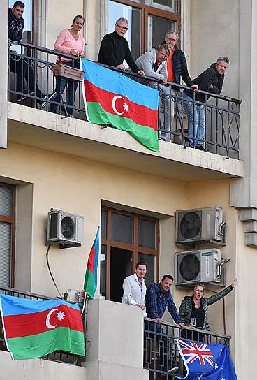 Трасса, проходившая прямо в черте города, позволила жителям и гостям Баку следить за гонкой, не выходя из дома