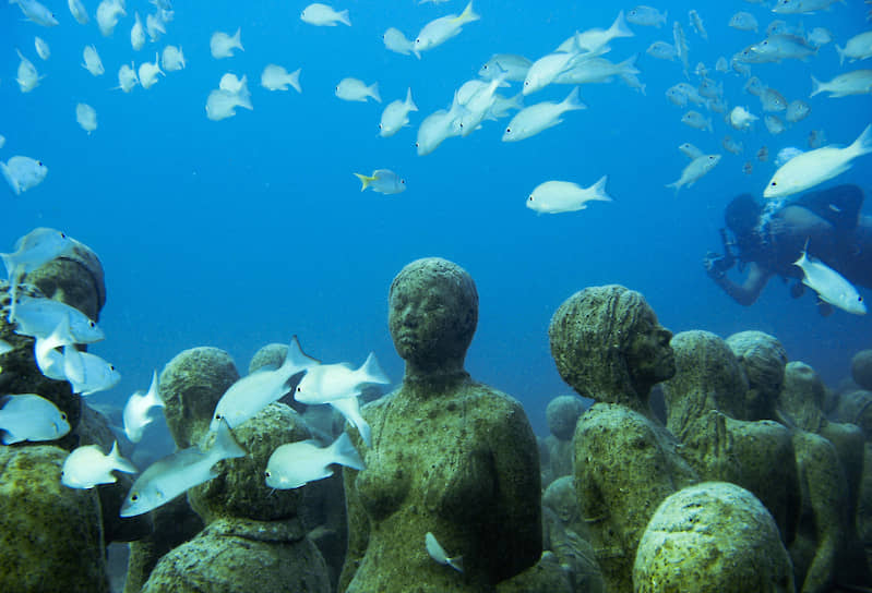 Подводная инсталляция у побережья Канкуна (Мексика) должна напомнить людям: океан под угрозой!
