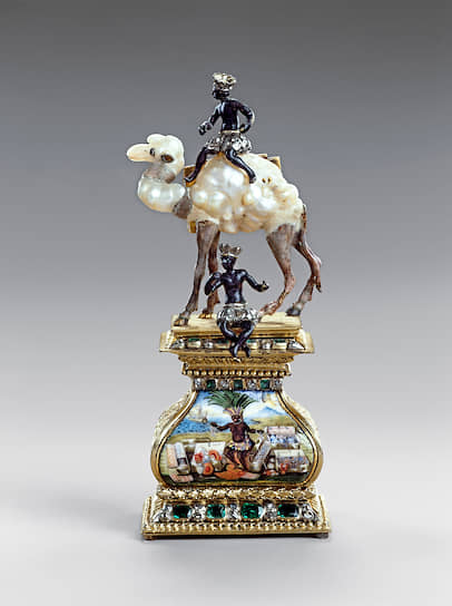 Молодого царя очень занимали изящные игрушки и хитроумные механизмы («Два мавра с верблюдом», начало XVIII века, Художественные собрания Дрездена)