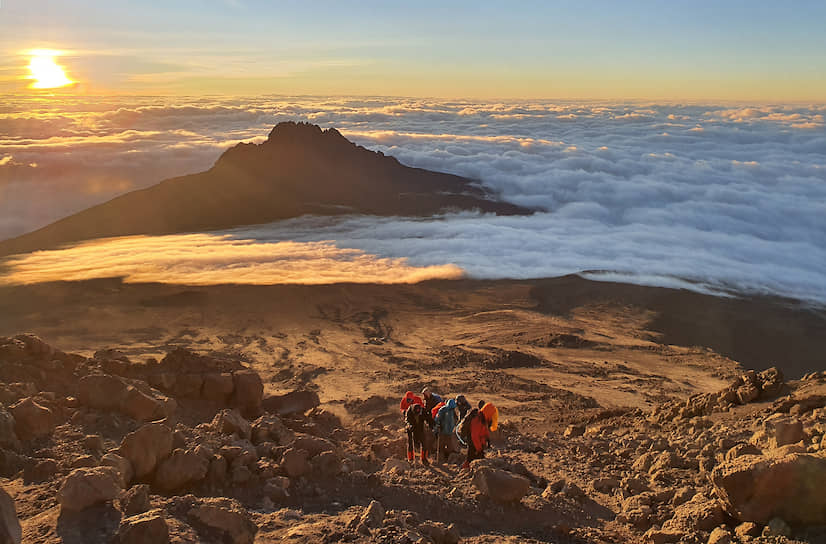 Килиманджаро на суахили — «гора, которая сверкает»