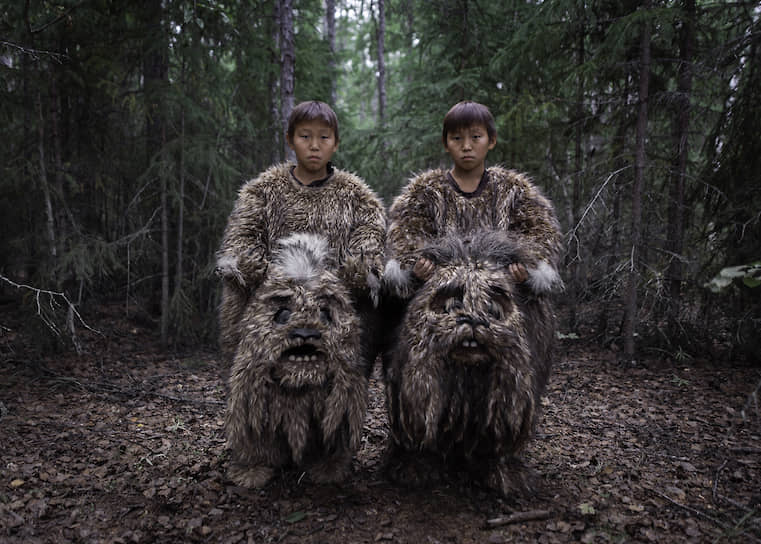 Близнецы Семен и Степан сыграли в сказке «Старушка Бэйбэрикээн» мифических существ, обитающих в болотах. Это их кинодебют