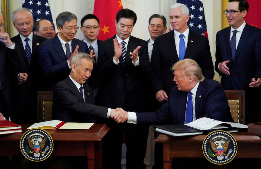 Соглашение скрепили подписями президент США и вице-премьер Госсовета КНР Лю Хэ. Председатель Си в Вашингтон не прилетел