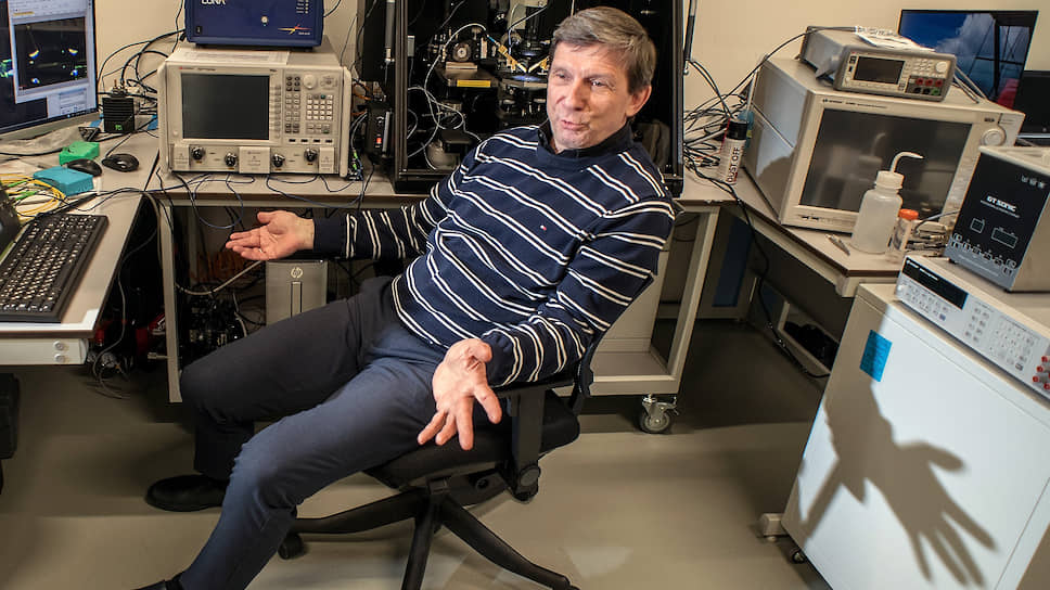 Владимир Драчев — один из ведущих мировых специалистов в области плазмонных наноструктур и метаматериалов для биомедицины и наноэлектроники