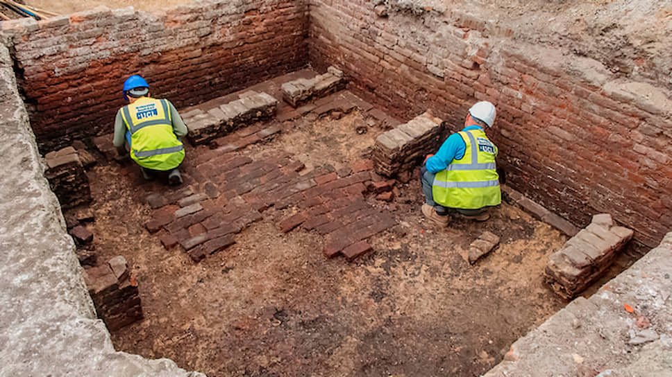 Археологи обнаружили фундамент первого английского театра XVI века