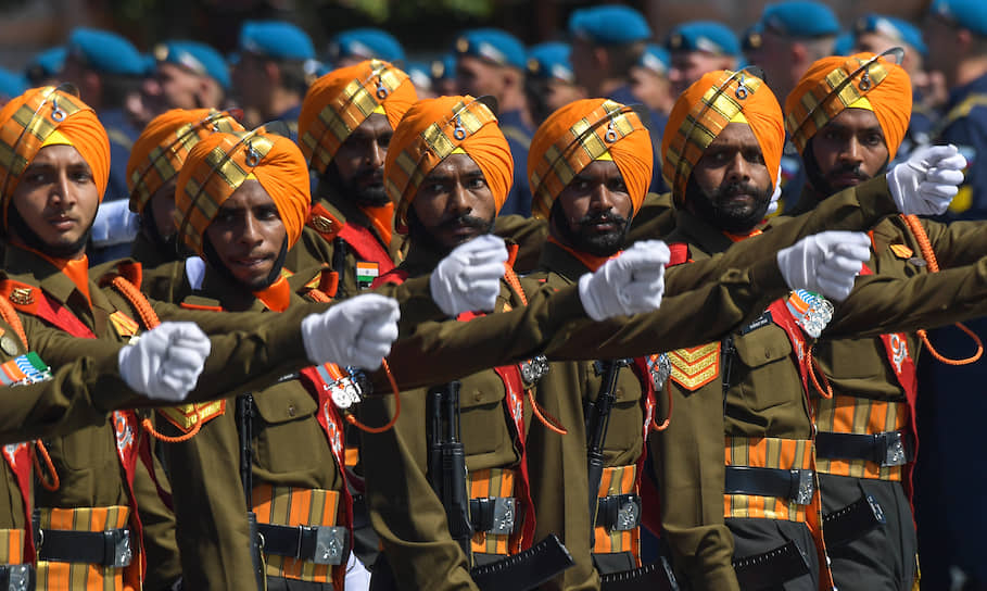 Среди приглашенных на парад военные из Индии