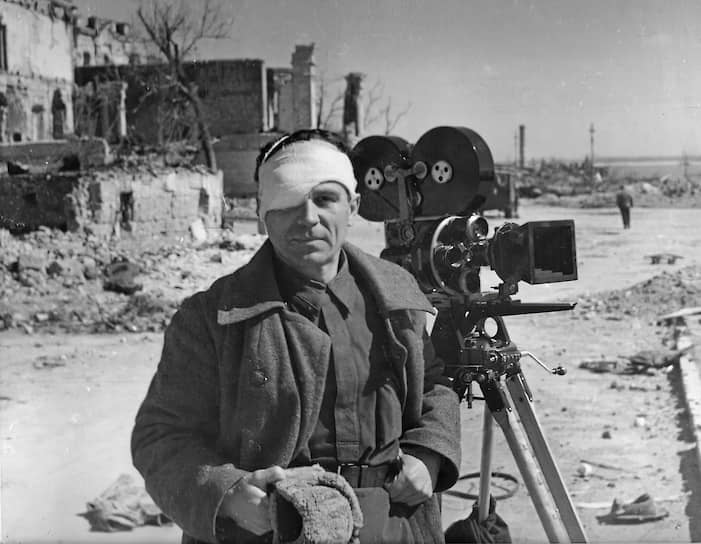 Оператор Евгений Ефимов, один из создателей фильма «Если завтра война». 1941 год