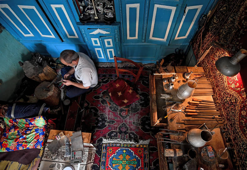 Село Кубачи исторически славится мастерами-златокузнецами