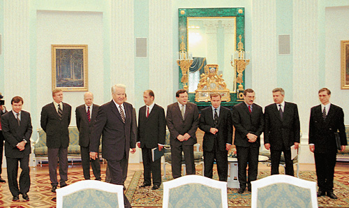 После 1996 года высший эшелон бизнеса приглашали в Кремль регулярно