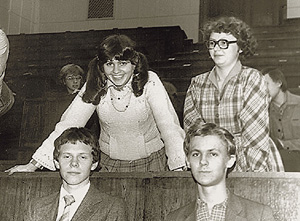 Студенты биофака МГУ, 80-е годы. На переднем плане слева - Глеб Шумяцкий