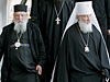 Митрополит Кирилл (в центре) встретил митрополита Лавра (слева) в аэропорту