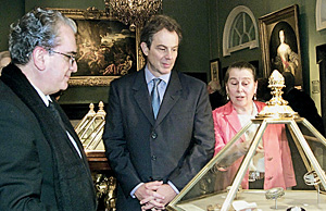 Михаил Пиотровский во время встречи с Тони Блэром 