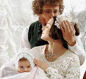 Пушкин, супруга, дитя. Почти рождественская открытка-2006